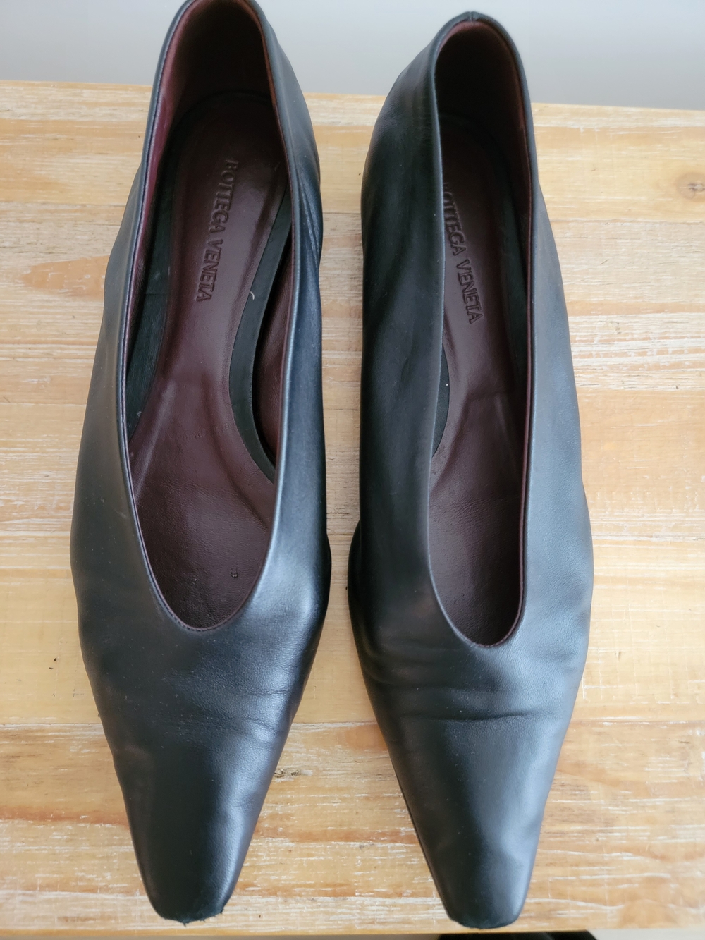 Bottega Veneta Black Leather Pointed Ballet Flats Size 40.5
